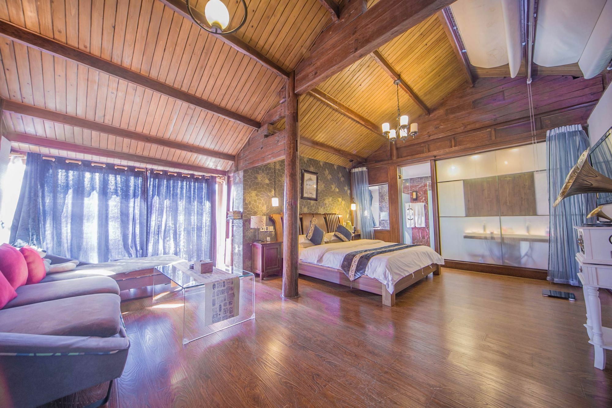 Lijiang Half Moon Bay Inn Dış mekan fotoğraf